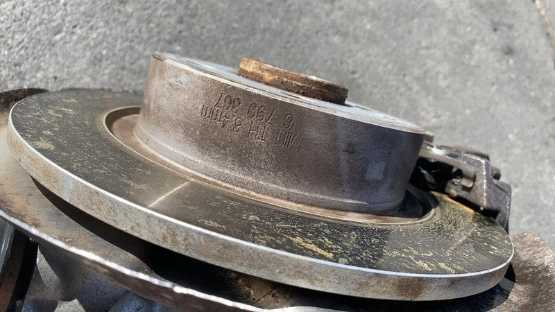 ⭕ 2014-2020 BMW i3 Rear Passenger Side Knuckle + Brake Caliper + Rotor Right RWD