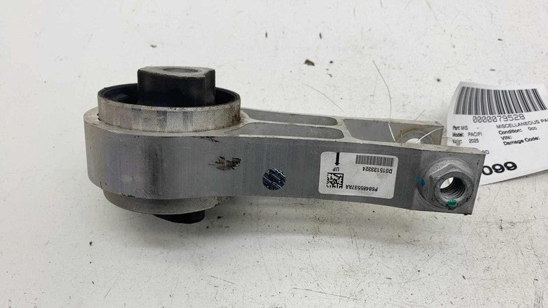 ⭕ 20-25 Chrysler Pacifica Engine Frame Mount Support Isolator Bracket 