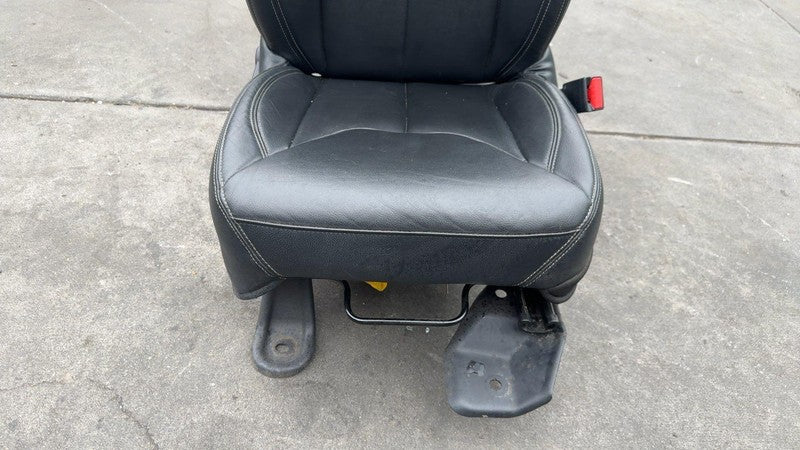 ⭕ 11-17 Jeep Wrangler Front Passenger 1st Row Bucket Seat Black Leather Right RH