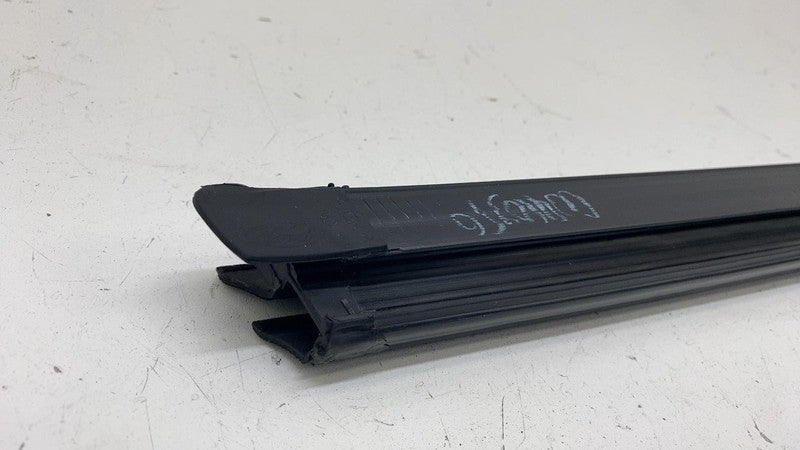 LJ8B-R20571-A ⭕ 21-24 Ford Mustang Mach-E Front Left Door Weatherstrip Belt Seal LJ8B-R20571-A