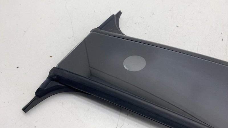 ⭕ 20-23 Model Y Right Exterior B-Pillar Applique Glass Trim RH AP3 150