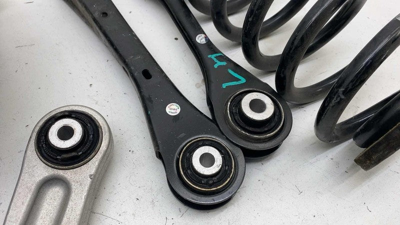 1EA505351 ⭕ 21-23 Volkswagen ID.4 Rear Left Spindle Knuckle w/ Upper & Lower Control Arm