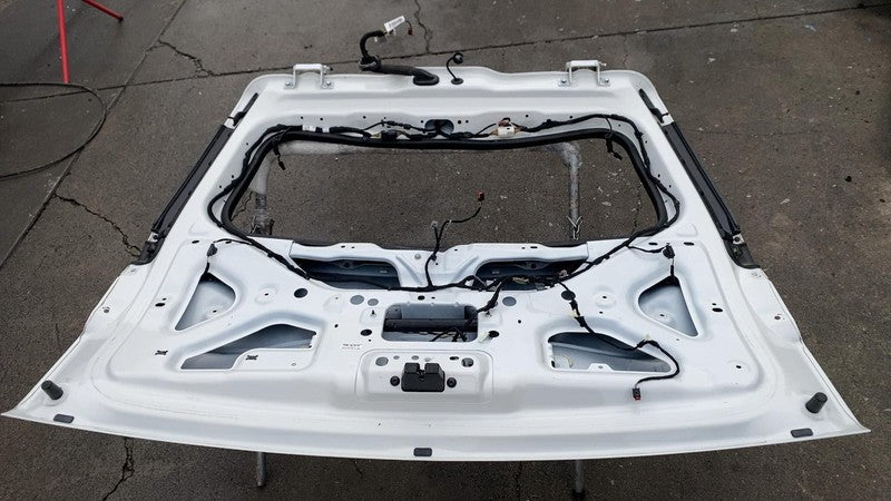 ⭕ 2018-2021 Lincoln Navigator Rear Trunk Tailgate Deck Lid Shell Panel