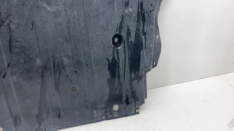 31694433 ⭕ 2021-2023 Polestar 2 Center Underbody Engine Protection Guard Cover 31694433