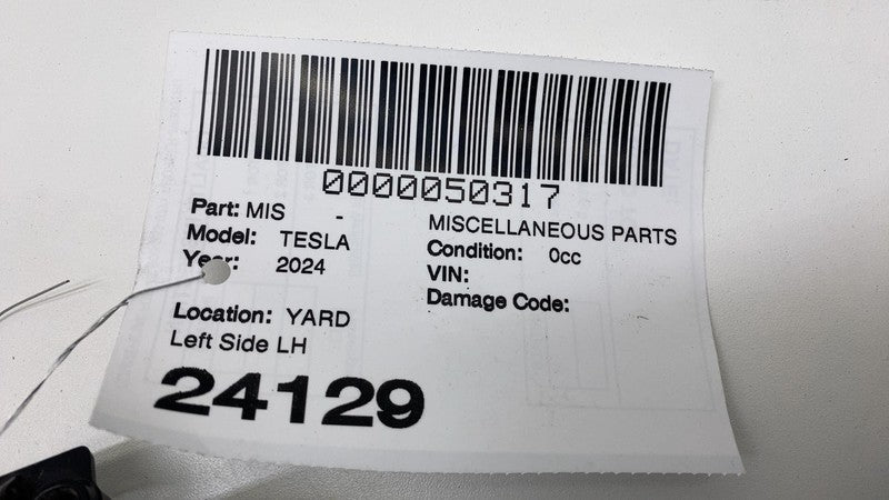 180675900B 2024 2025 Tesla Cybertruck Rear Driver Side Reverse LED Light Lamp Left LH OEM