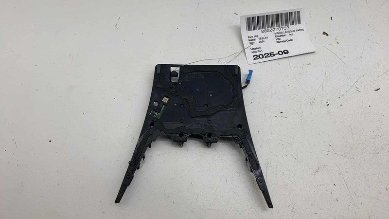 178440100F ⭕2020-2024 Tesla Model Y Front Windshield Camera/Projector Bracket 1784401-00-F