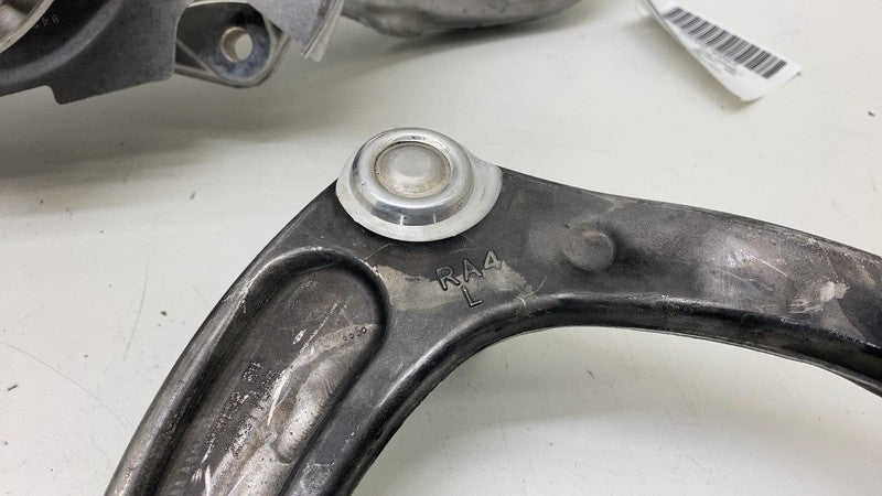 13549863 ⭕ 2025 Chevrolet Silverado 1500 Front Left Spindle Knuckle w/ Control Arm Links