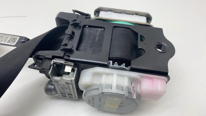 7P0857706F 2011-2018 Porsche Cayenne Front Passenger Side 1st Row Seat Belt Retractor Right