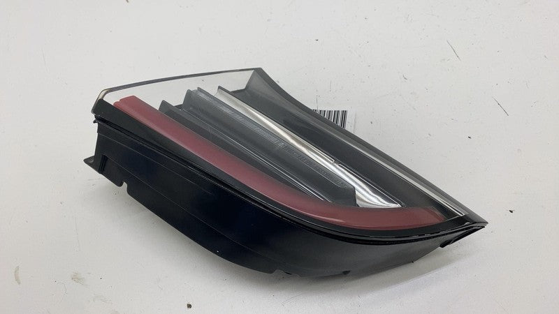 ⭕ 2017-2023 Model 3 Rear Right Inner Taillight LED Tail Lamp 3-Pin 107