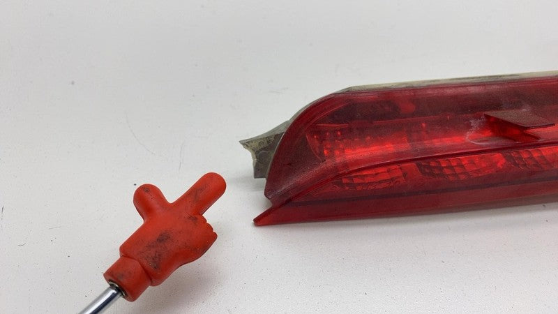2012-2018 Mercedes-Benz GLE350 Rear Upper Tailgate Third 3rd Brake Lamp Light