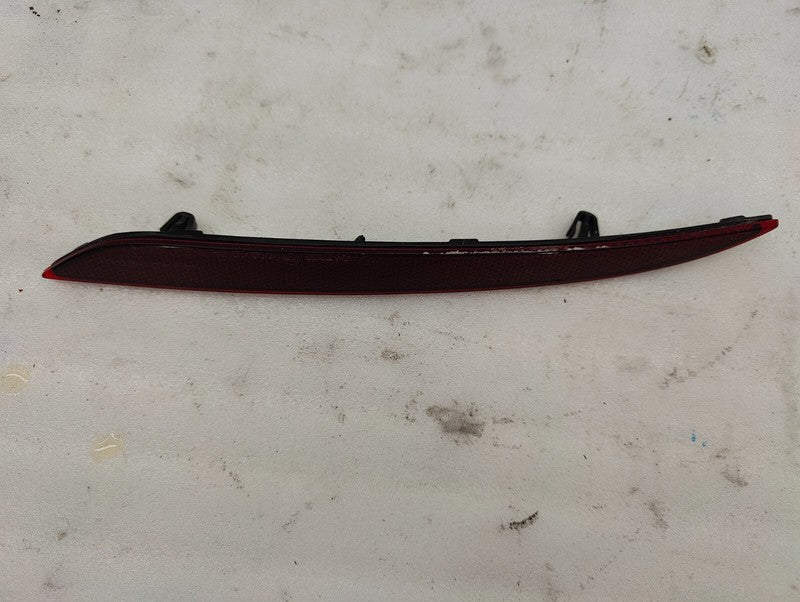 6007705-00-C ⭕ 12-20 Model S Rear Driver Side Bumper Lamp Reflector Light Left 6007705-00-C