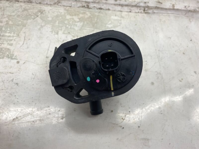 2016-2020 Tesla Model S MS Electric Auxiliary Coolant Water Pump w/ Bracket Assy