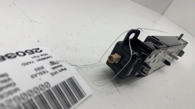 158560100E ⭕ 2017-2023 Tesla Model 3 Y WiFi Bluetooth Antenna Control Module 1585601-00-E