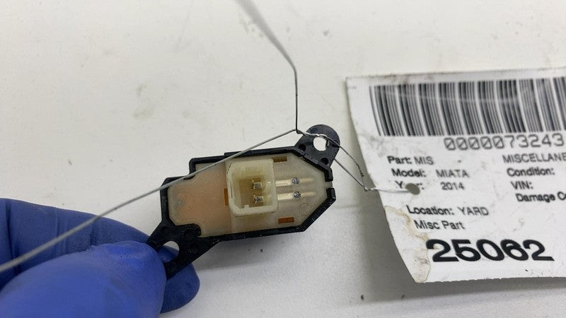 ⭕ 2006-2015 Mazda MX-5 Miata Power Door Lock Latch Control Switch