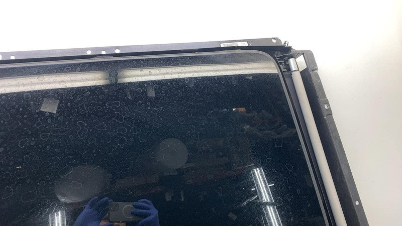 ⭕ 2017-2024 Chrysler Pacifica Upper Roof Sunroof Moonroof Glass Assembly OEM