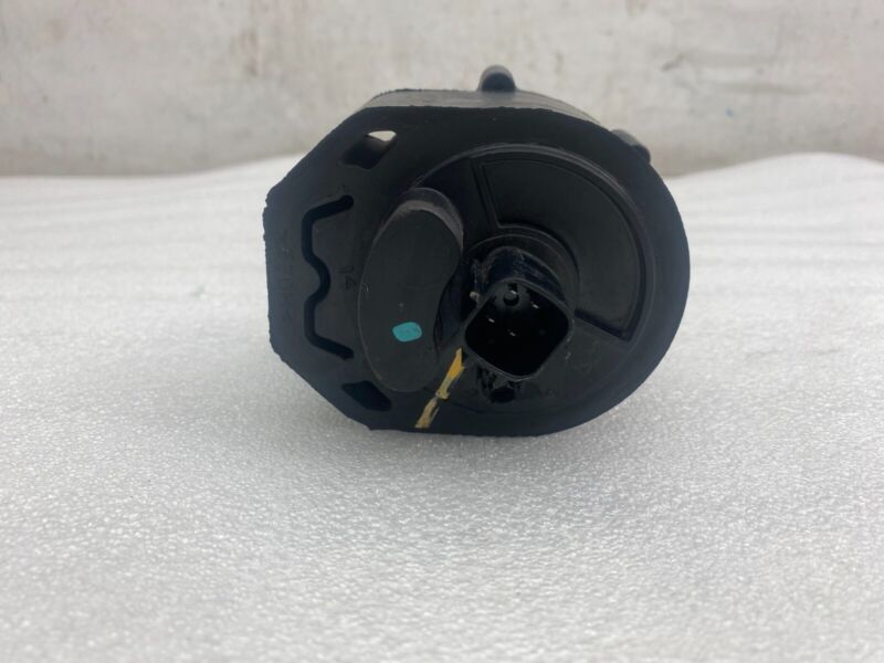 2016-2020 Tesla Model S X Cooling System Auxiliary Water Coolant Pump FWD Assy