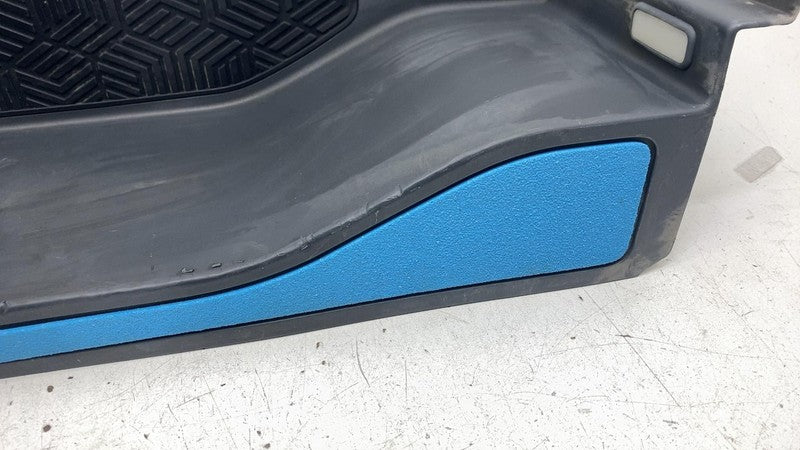 ⭕ 2022 Rivian EDV-700 Amazon Van Passenger Door Step Panel w/ Edge Tri