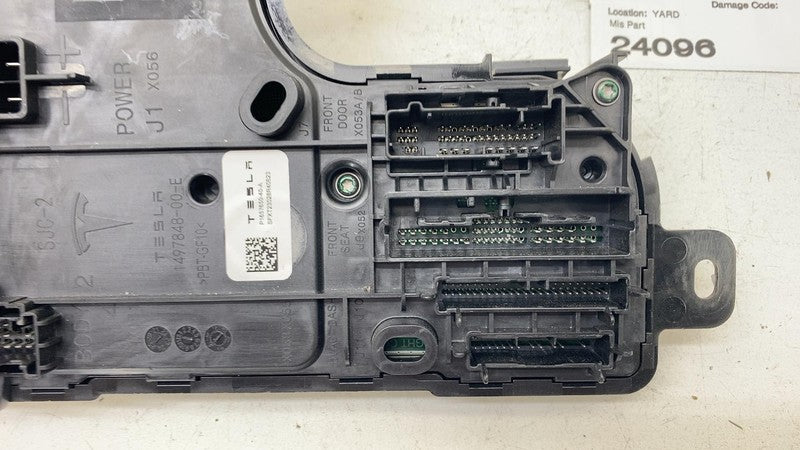 ⭕ 20-23 Model Y Front Right Body Controller ECU (5-Seat Type) Gen 3 14