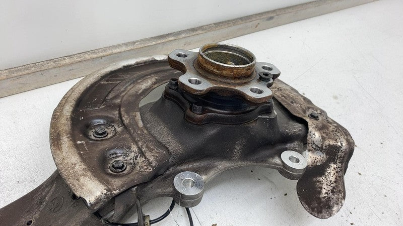 2018-2020 BMW 530e Front Right Spindle Knuckle w/ Upper & Lower Contro