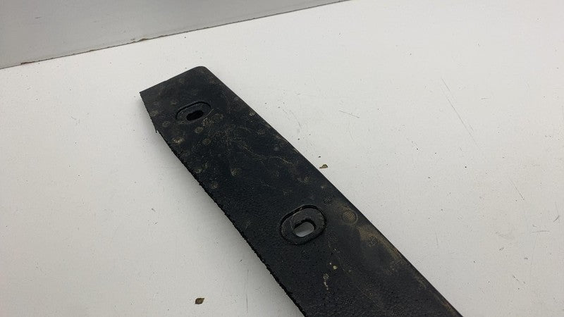 168465000B ⭕ 24-25 Tesla Cybertruck Rear Bumper Bracket Foam Piece Center Left 1684650-00-B