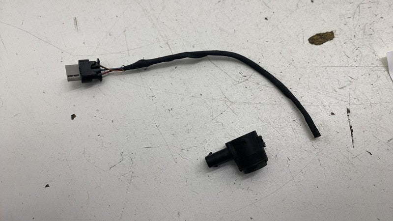 ⭕ 21-25 Model X Ultrasonic Park Assist Sensor (Middle) Gray - PMNG 252