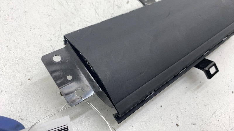 PT00000829J ⭕ 2022-2025 Rivian R1S Front Left or Right Lower Dash Knee Airbag PT00000829-J