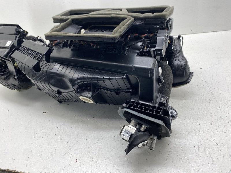 ⭕ 2017-2023 BMW 540i HVAC Climate Heater Blower Motor Housing Box Asse