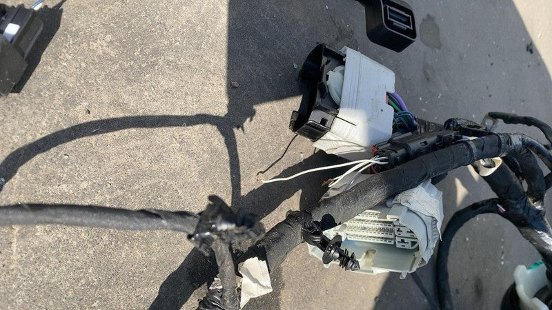 ⭕ 2025 Rivian R1S Driver Side Engine Wiring Harness Cable Wire Loom Left LH Assy