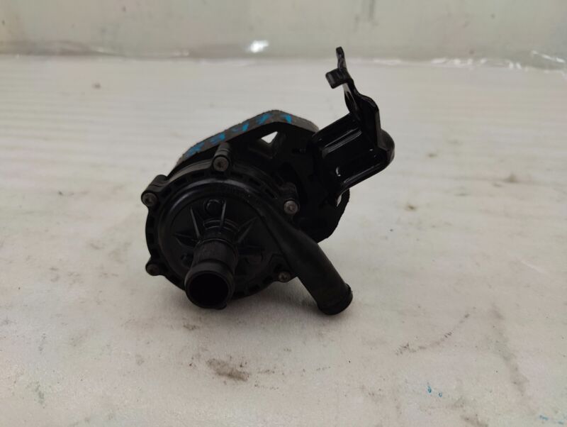 2016-2020 Tesla Model S MS Electric Auxiliary Coolant Water Pump w/ Bracket Assy