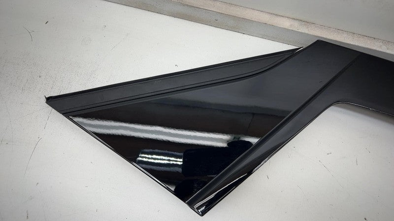 ⭕22-23 Chevrolet Bolt EUV Rear Left Upper Applique Quarter Reveal Pane