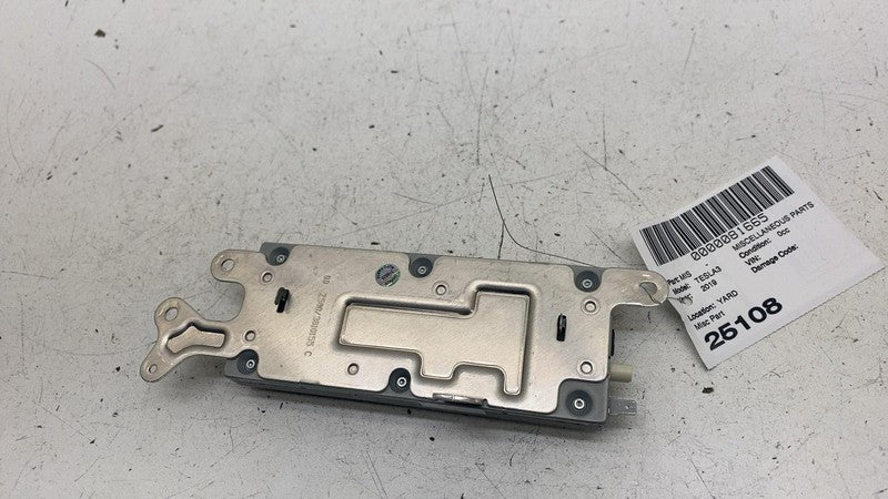 107974900D ⭕ 2017-2023 Tesla Model 3 Harman Becker Radio FM/HD Receiver Module 1079749-00-D