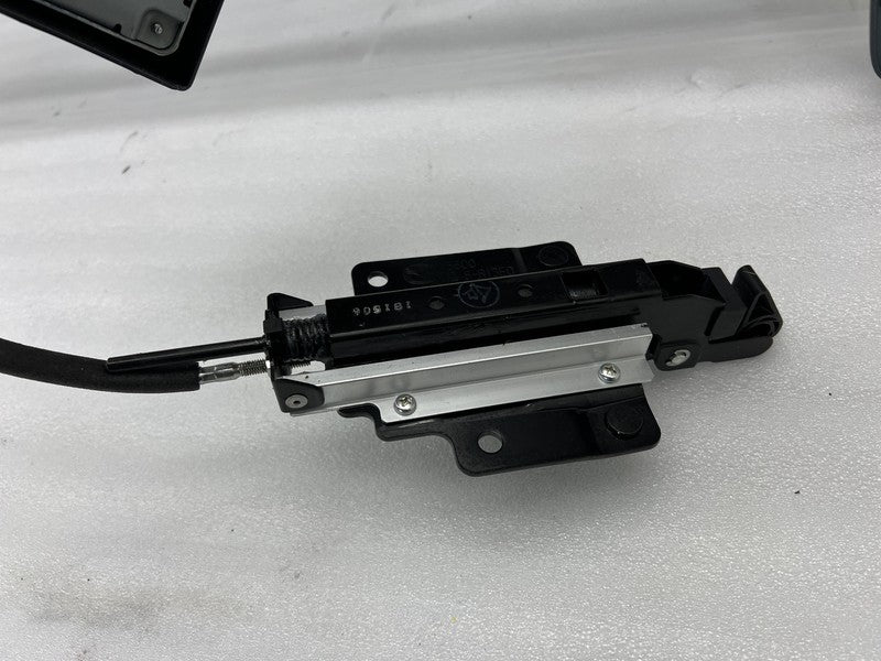 N248R1931 2021-2023 Mazda MX-5 Miata Rear Convertible Roof Top Cover Panel Motor & Control