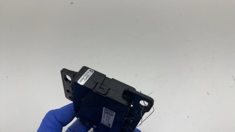 ⭕ 17-23 Tesla Model 3 Y Center Console USB/AUX Hub Control Module 1522