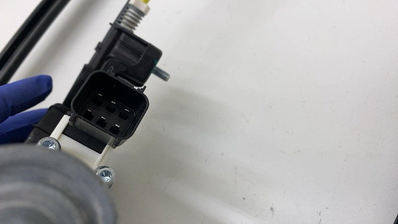 PT00009558-H ⭕ 22-24 Rivian R1T R1S Front Door Window Regulator & Motor Right RH PT00009558-H