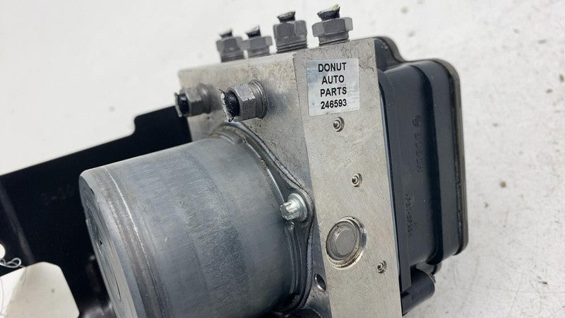 6701037380 ⭕ 14-20 Maserati Ghibli 3.0L ABS Anti Lock Brake Pump Module & Bracket 670103738