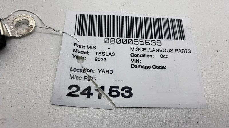 1079735 00 A 2017-2023 Tesla Model 3 Y Infotainment Antenna Amplifier AMP Radio FM Assembly