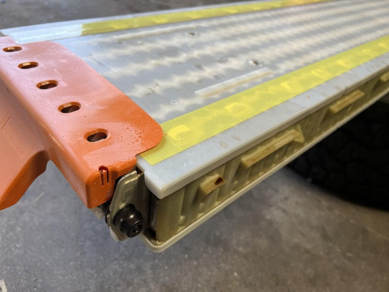 2021-2023 Tesla Model 3 Y Long Range Battery Module 1609298-00-A Assem