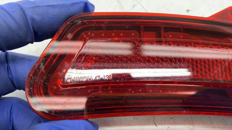 ⭕ 2023-2025 Toyota Prius Rear Left Side Marker Light Lamp Assembly 817