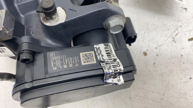 ⭕ 16-20 Model S MS Rear Driver Side Caliper w/ Brake Hose Line Left 10