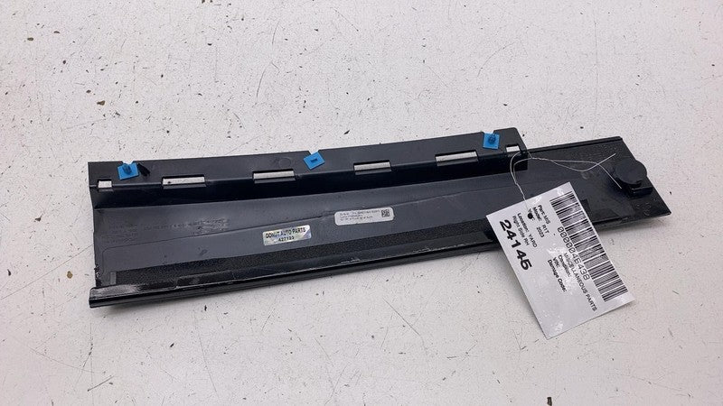 PT00012118J ⭕ 2022-2024 Rivian R1T Front Right Side Door Moulding Trim Panel PT00012118-J