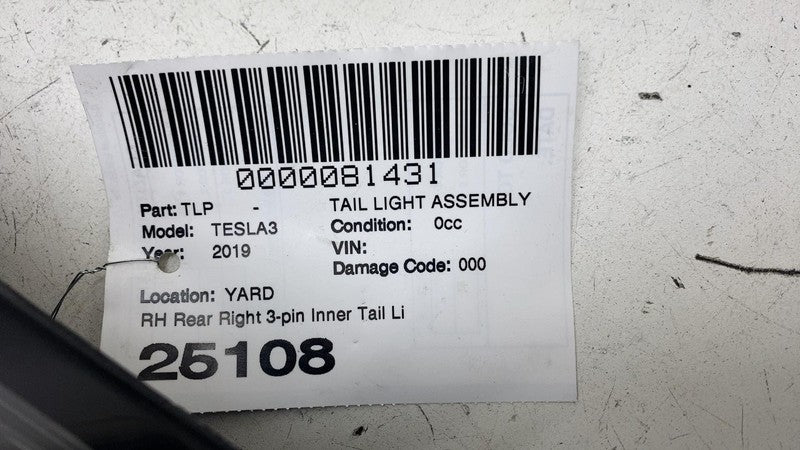 1077402 ⭕ 2017-2023 Model 3 Rear Right Inner Taillight LED Tail Lamp (3-Pin) RH 1077402
