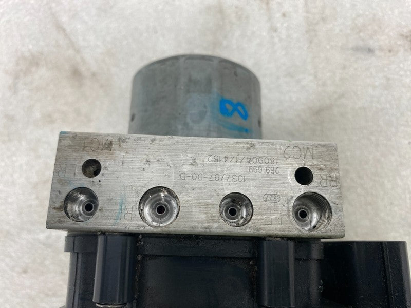 103779700D ⭕ 16-20 Model X Anti-Lock ABS Brake Pump Hydraulic Control Module 1037797-00-D