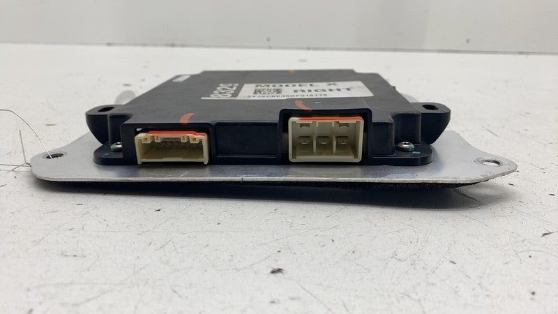 ⭕ 2016-2020 Tesla Model X Front Right Side Door Control Module RH 1050