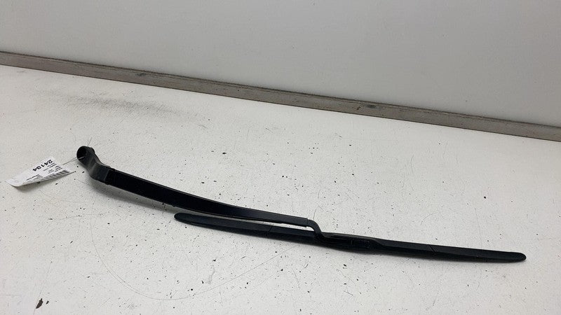 ⭕ 2017-2024 Chrysler Pacifica Front Driver Windshield Wiper Arm & Blad