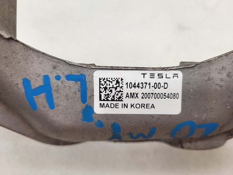 104437100D ⭕ 17-23 Model 3 M3 Front Driver Side Upper Strut Mount Bracket Left 1044371-00-D