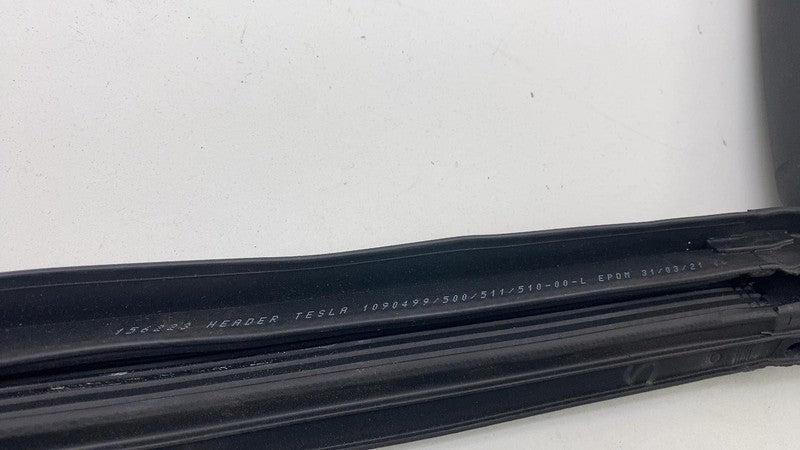 ⭕ 17-23 Tesla Model 3 Rear Driver Side Left Door Primary Weatherstrip 