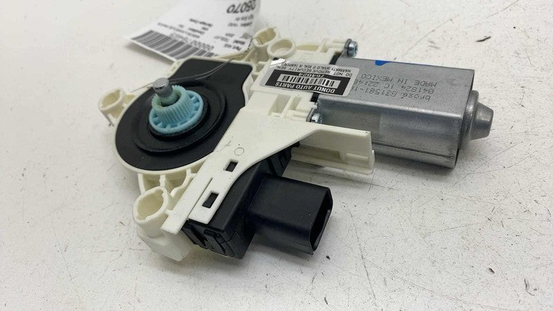 ⭕ 2020-2024 Tesla Model Y Front Passenger Right Side Door Window Regul