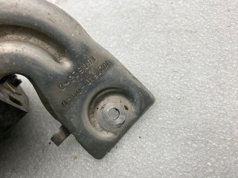 2016-2020 Tesla Model X MX Cooling System Auxiliary Coolant Water Pump Assembly