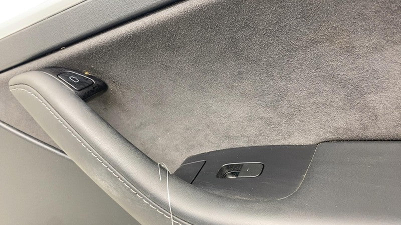 1997295-00-C ⭕ 20-24 Tesla Model Y Front Right Door Panel Trim Card Cover White 1997295-00-C