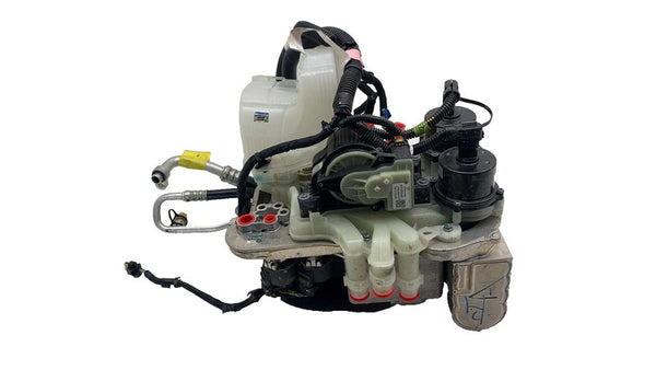 21-25 Model 3 Supermanifold Refrigerant Chiller + Coolant Reservoir 1523007-00-B